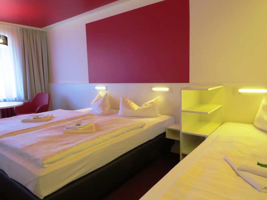 Ka&Ka Hotel Garni Warsow Habitación foto